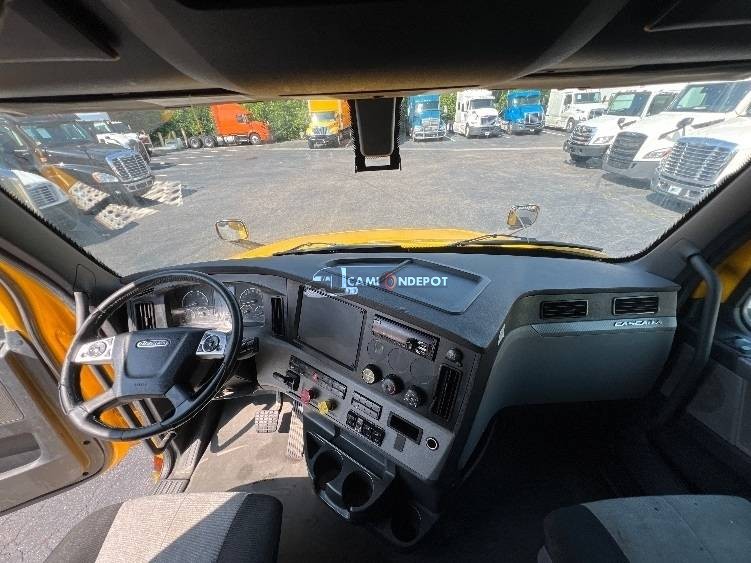 Truck Thumbnail 7