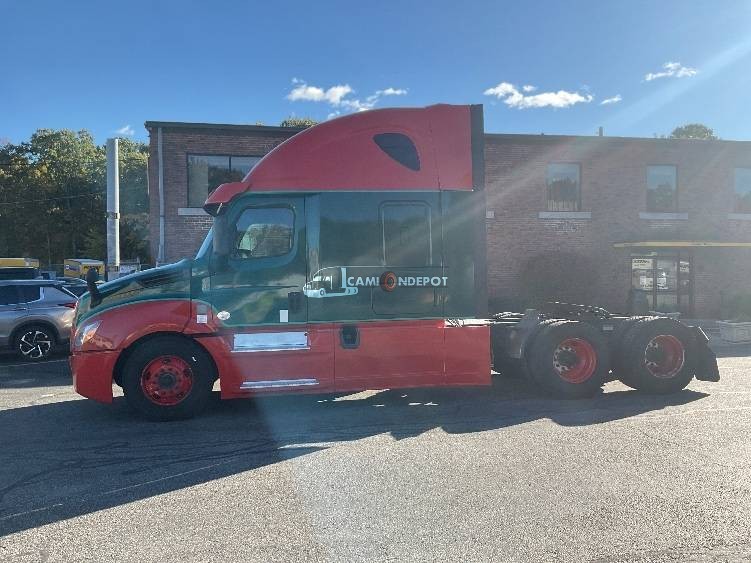 Truck Thumbnail 4
