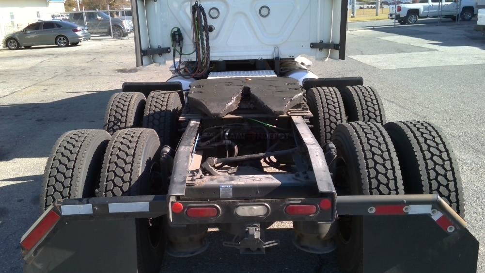 Truck Thumbnail 5
