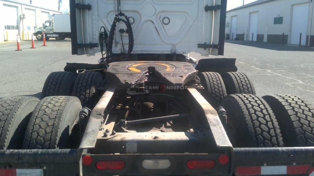 Truck Thumbnail 6