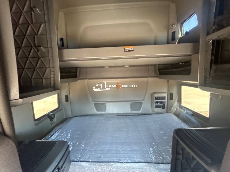 Truck Thumbnail 9