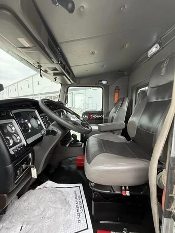 Truck Thumbnail 3