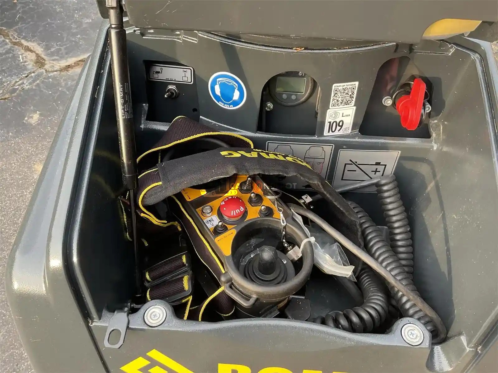 Truck Thumbnail 3