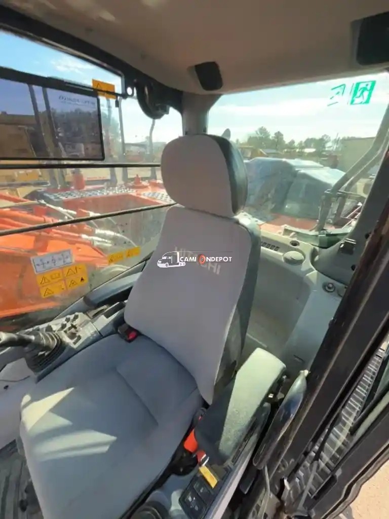 Truck Thumbnail 3