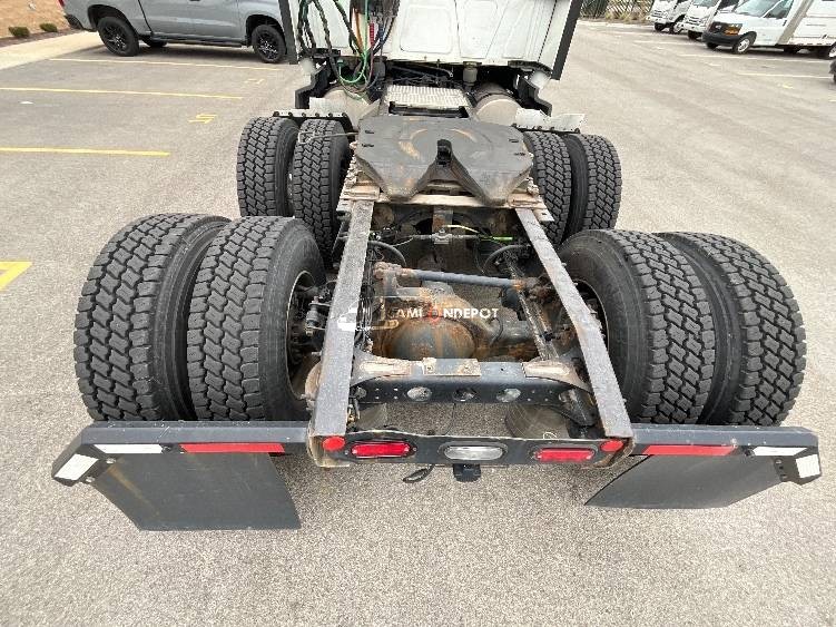 Truck Thumbnail 6