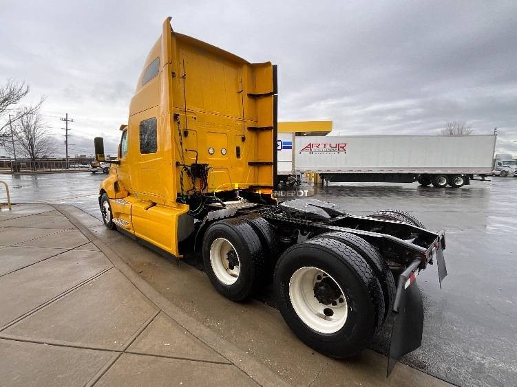 Truck Thumbnail 5