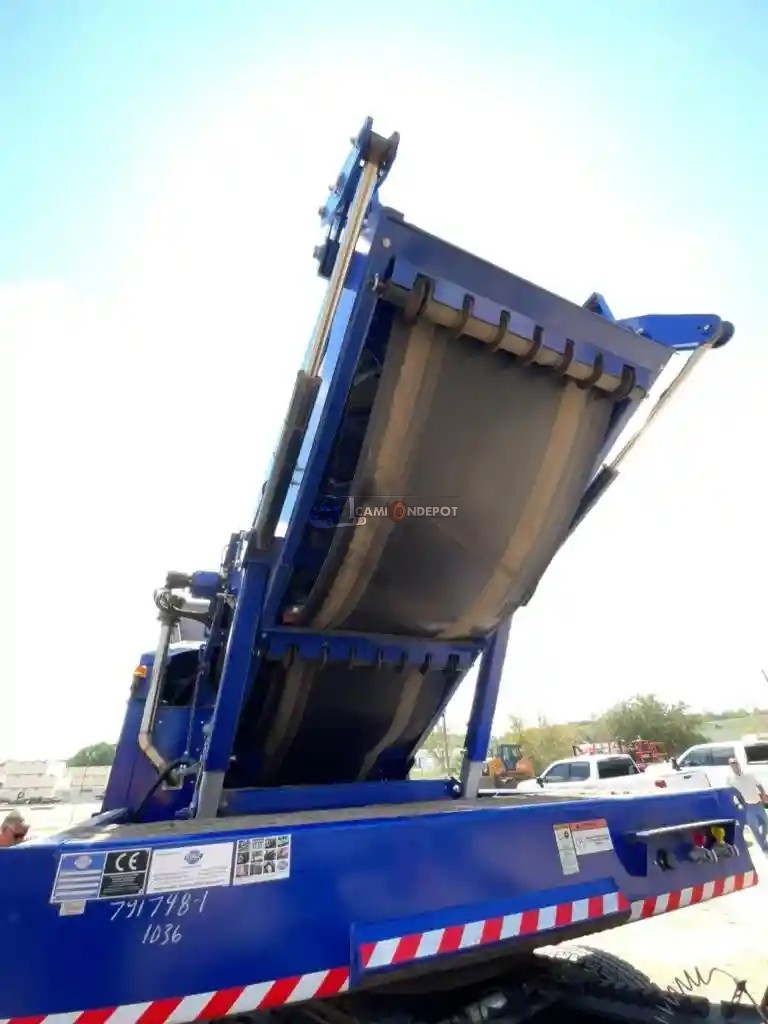 Truck Thumbnail 2