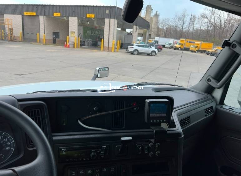 Truck Thumbnail 7