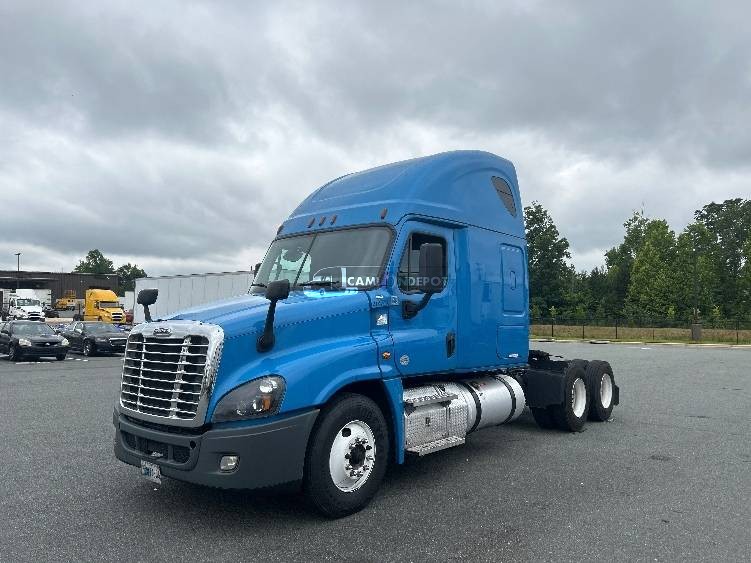 Truck Thumbnail 3