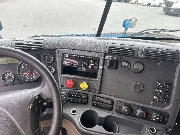 Truck Thumbnail 8