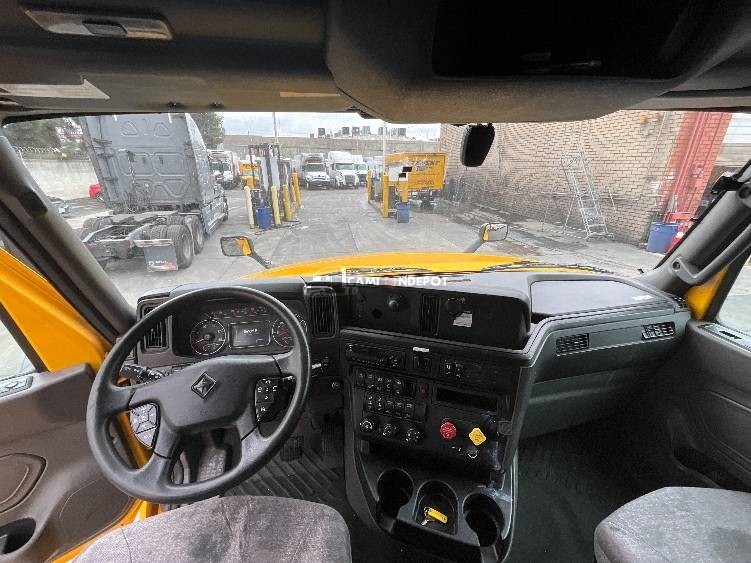 Truck Thumbnail 7