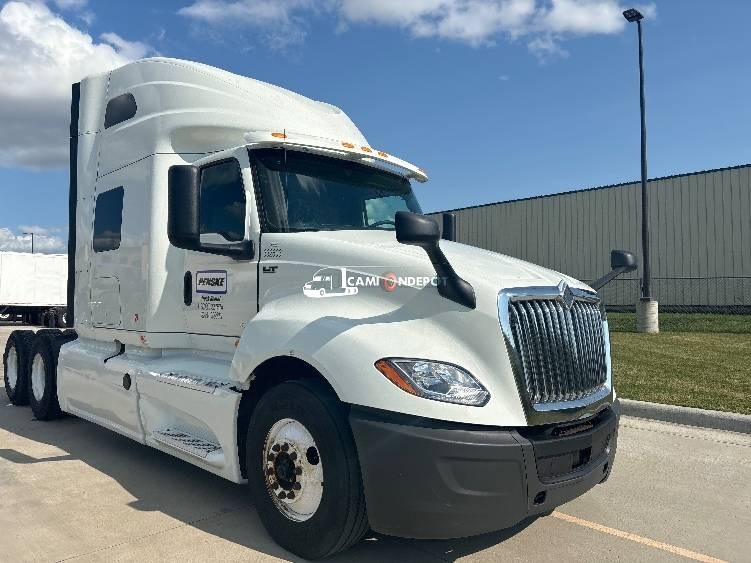 Truck
