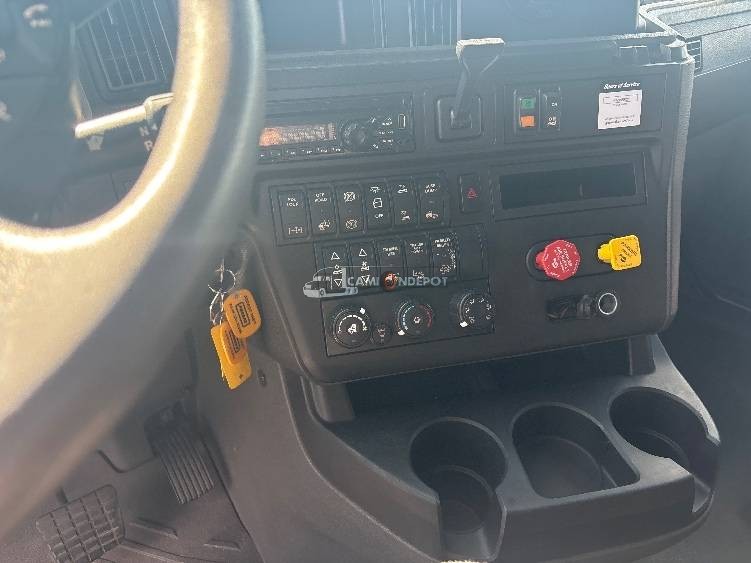 Truck Thumbnail 8