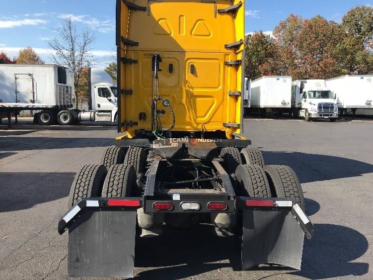 Truck Thumbnail 4