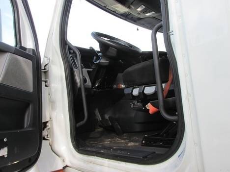 Truck Thumbnail 8