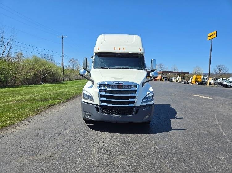 Truck Thumbnail 3