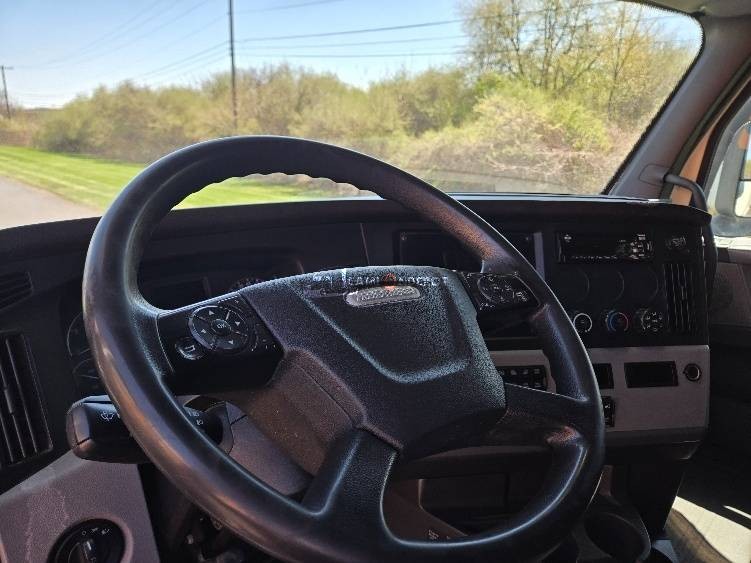 Truck Thumbnail 7