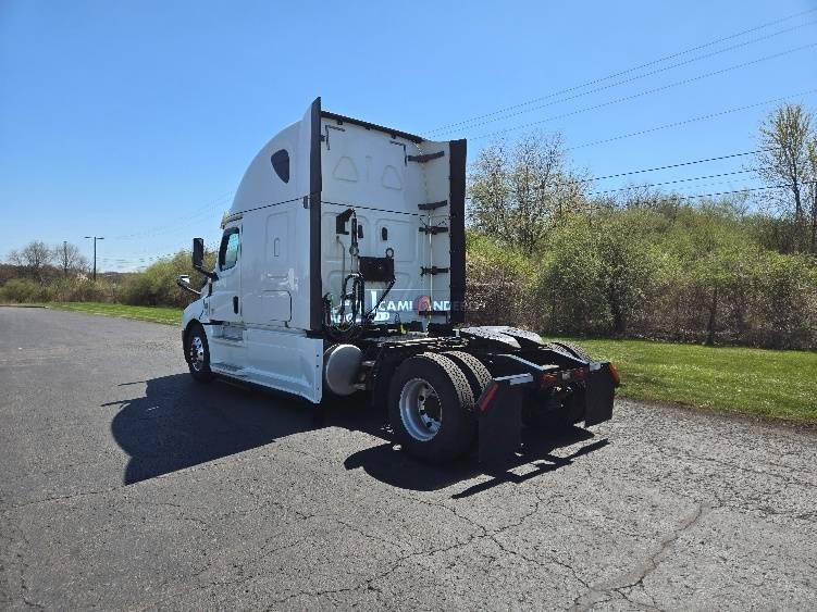 Truck Thumbnail 5