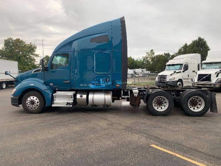 Truck Thumbnail 4