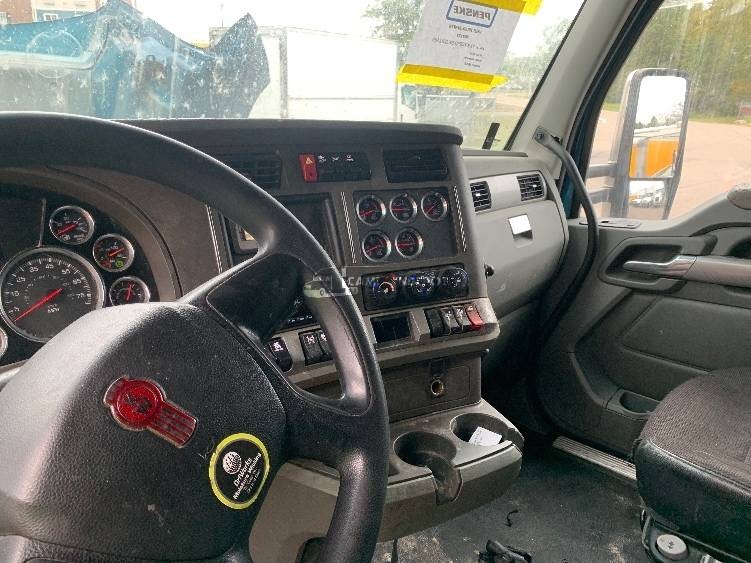 Truck Thumbnail 7
