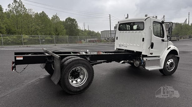 Truck Thumbnail 4