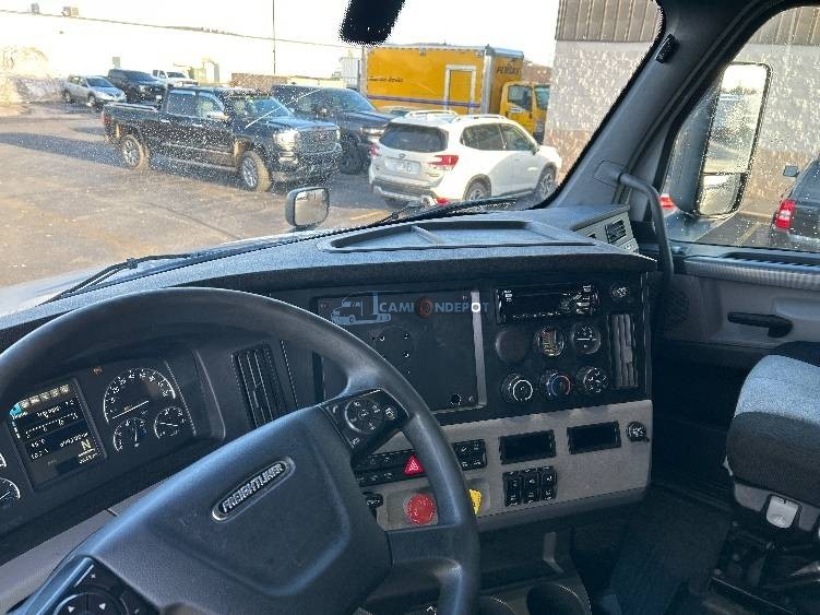 Truck Thumbnail 7