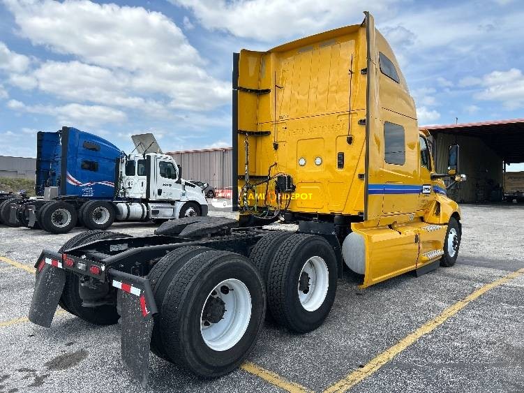 Truck Thumbnail 5