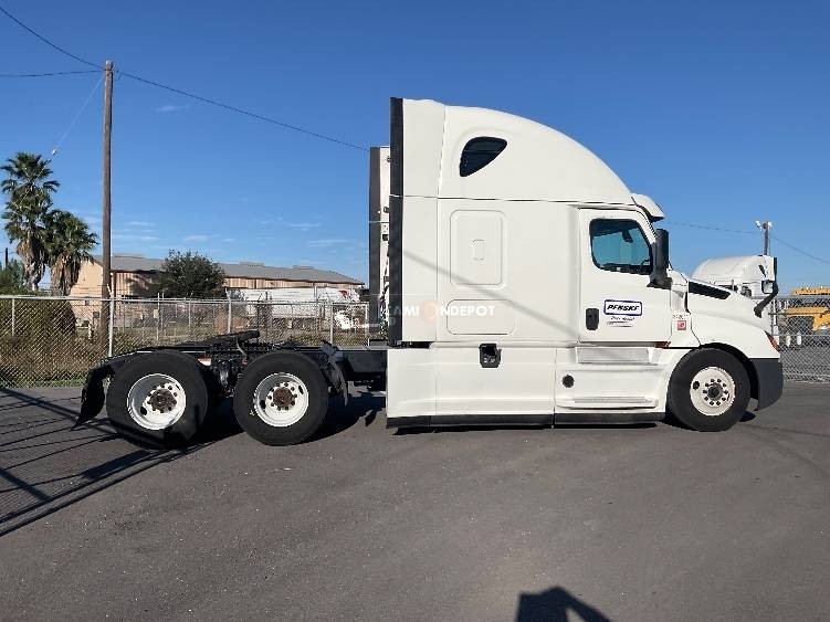 Truck Thumbnail 6