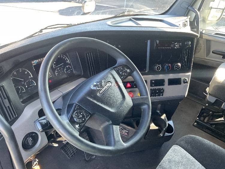 Truck Thumbnail 7