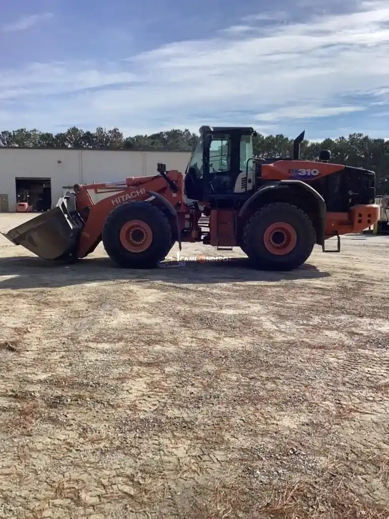 Truck Thumbnail 3