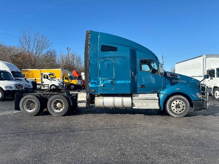Truck Thumbnail 7