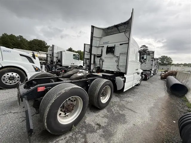 Truck Thumbnail 2