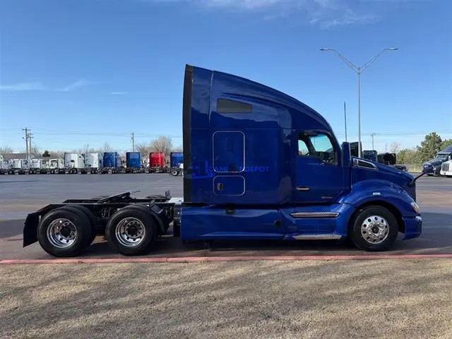 Truck Thumbnail 2