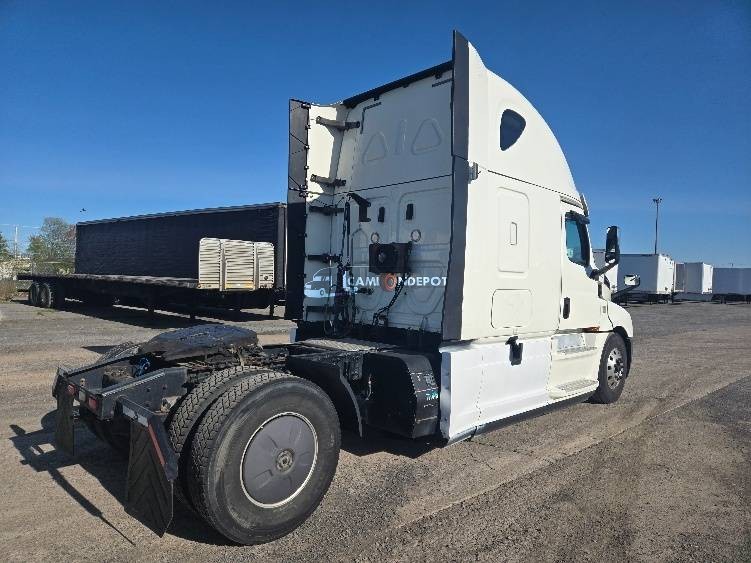 Truck Thumbnail 4