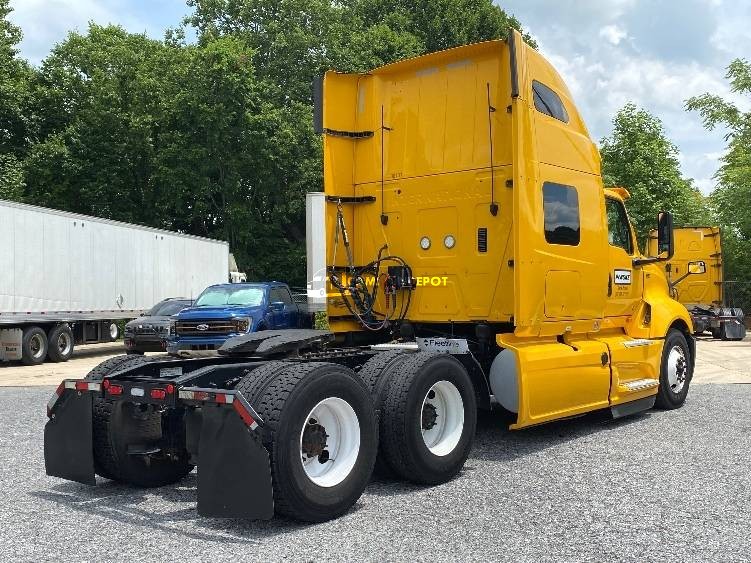 Truck Thumbnail 5