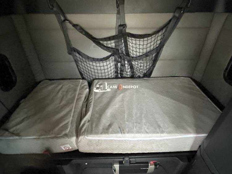 Truck Thumbnail 9