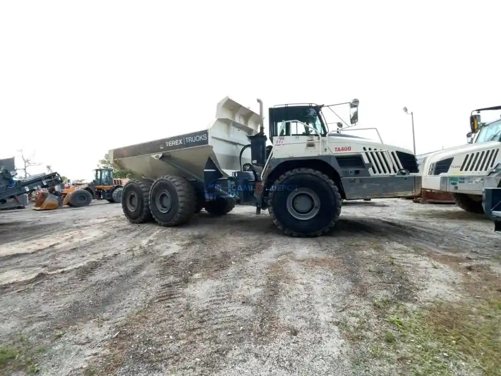 Truck