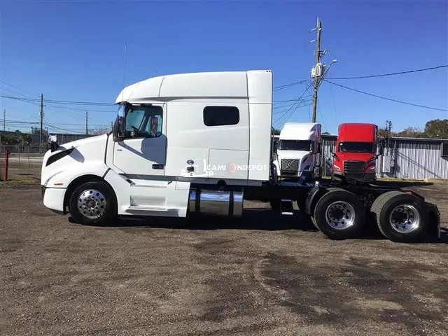 Truck Thumbnail 3