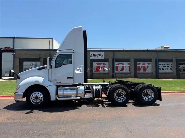 Truck Thumbnail 4