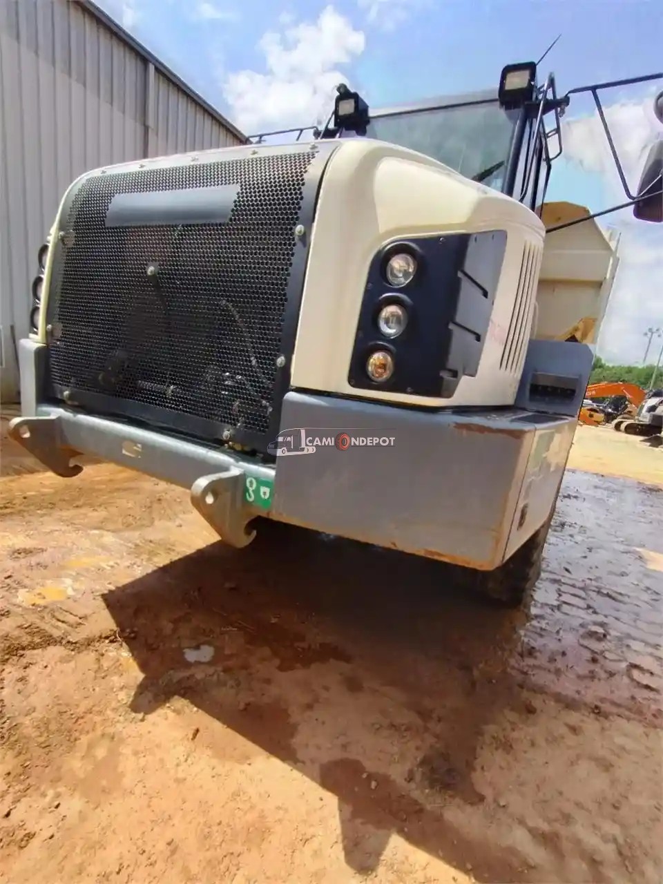 Truck Thumbnail 3