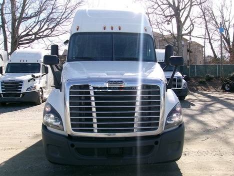 Truck Thumbnail 3
