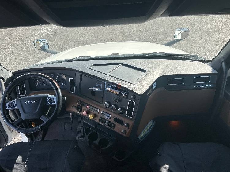 Truck Thumbnail 8