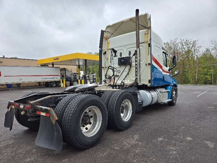 Truck Thumbnail 5