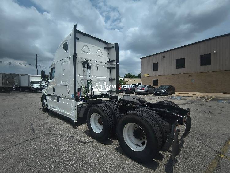 Truck Thumbnail 4