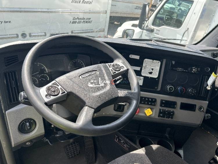 Truck Thumbnail 6