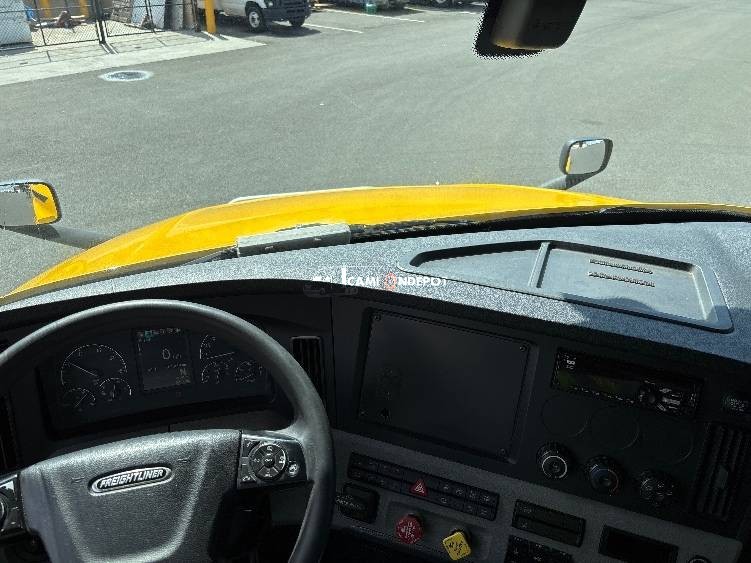 Truck Thumbnail 7