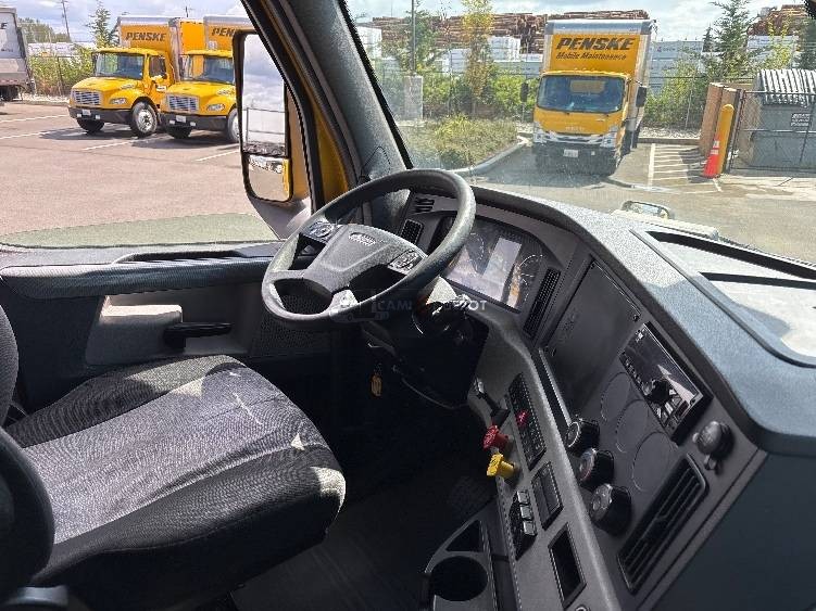 Truck Thumbnail 9