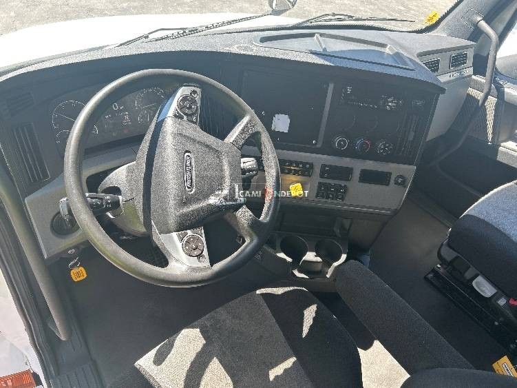 Truck Thumbnail 6