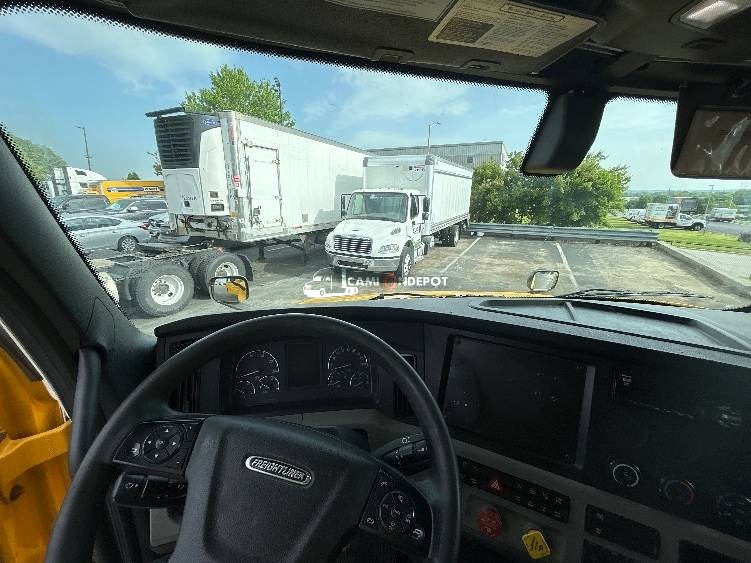 Truck Thumbnail 5