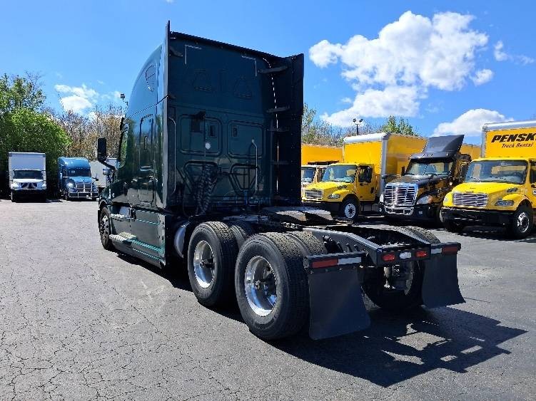 Truck Thumbnail 4